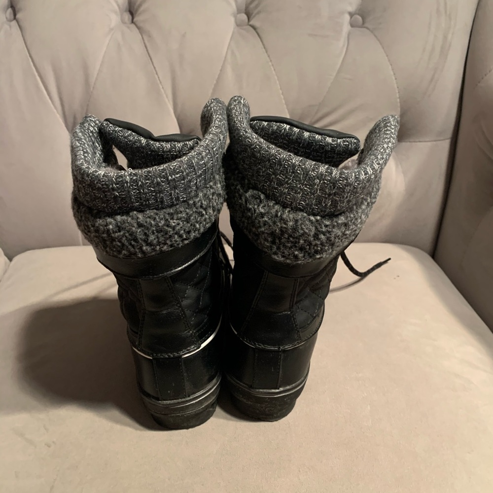 Snow boots - Picture 3 of 3